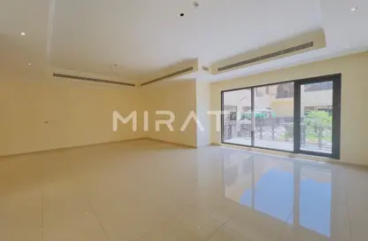 مجمع سكني - 4 غرف نوم - 5 حمامات للايجار في فلل البرشاء 1 - البرشاء 1 - البرشاء - دبي