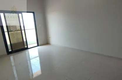 Apartment - 2 Bedrooms - 2 Bathrooms for rent in SRS Tower - Al Rashidiya 1 - Al Rashidiya - Ajman