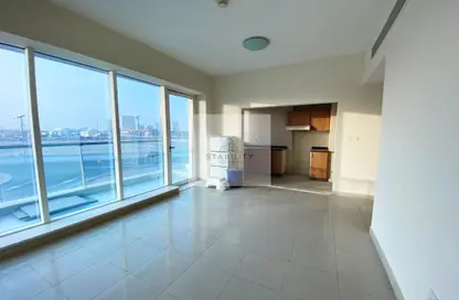 شقة - غرفة نوم - 2 حمامات للايجار في هوكي الجليد - مدينة دبي الرياضية - دبي