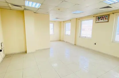 مكتب - استوديو - 1 حمام للايجار في بورسعيد - ديرة - دبي