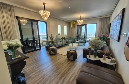 Apartment - 4 Bedrooms - 5 Bathrooms for sale in Saadiyat Beach Residences - Saadiyat Beach - Saadiyat Island - Abu Dhabi