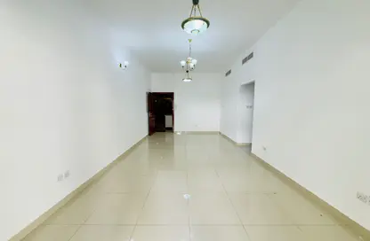 شقة - 2 غرف نوم - 2 حمامات للايجار في مبنى منخول - منخول - بر دبي - دبي