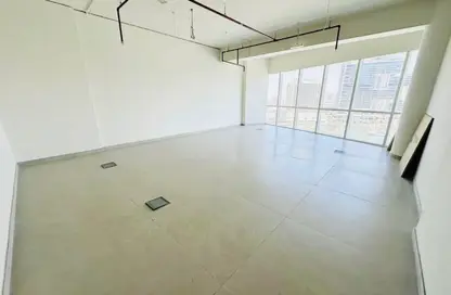 Office Space - Studio - 3 Bathrooms for rent in B2B Tower - Business Bay - Dubai
