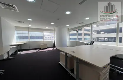 Office floor near World trade center metro | SZR