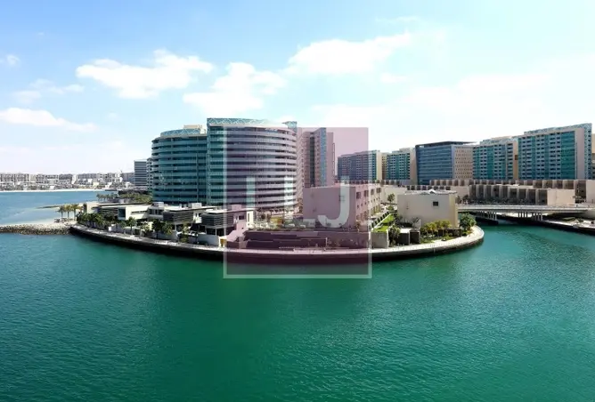 Apartment - 4 Bedrooms - 6 Bathrooms for sale in Al Manara - Al Bandar - Al Raha Beach - Abu Dhabi