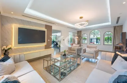Villa - 3 Bedrooms - 4 Bathrooms for rent in Legacy - Jumeirah Park - Dubai