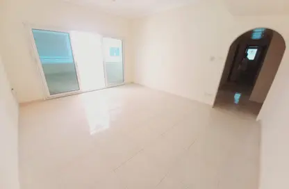 Apartment - 2 Bedrooms - 2 Bathrooms for rent in Al Mahatta Building - Al Mahatta - Al Qasimia - Sharjah