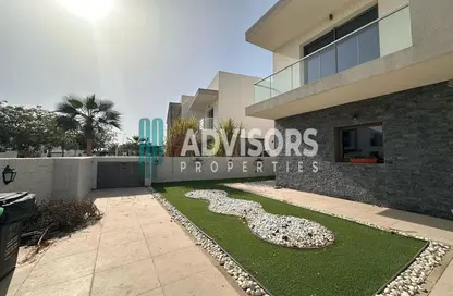 Duplex - 4 Bedrooms - 5 Bathrooms for sale in Redwoods - Yas Acres - Yas Island - Abu Dhabi