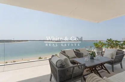 Apartment - 3 Bedrooms - 4 Bathrooms for sale in Serenia Residences West - Serenia Residences The Palm - Palm Jumeirah - Dubai