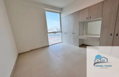 Apartment - Studio - 1 Bathroom for rent in Khalifa City - Abu Dhabi