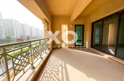Balcony image for: Apartment - 2 Bedrooms - 2 Bathrooms for rent in Golden Mile 3 - Golden Mile - Palm Jumeirah - Dubai, Image 1
