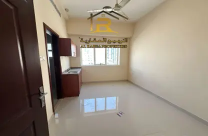 Apartment - 1 Bathroom for rent in Al Rumailah building - Al Rumailah 2 - Al Rumaila - Ajman