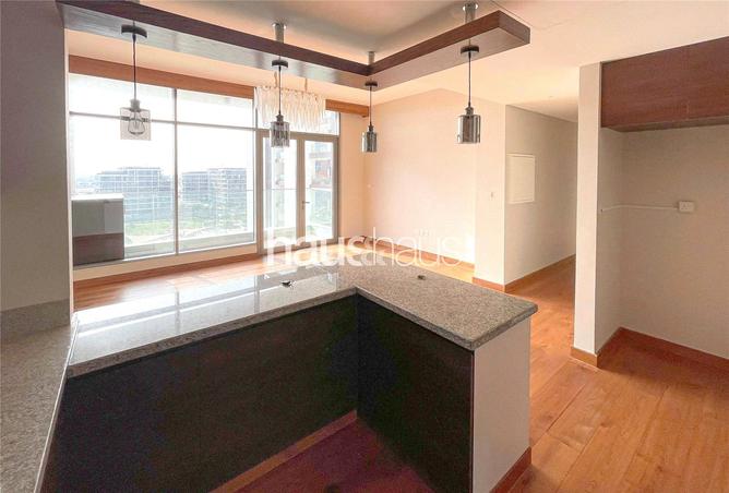 16012302 - Property Image 2