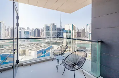 Apartment - 1 Bedroom - 2 Bathrooms for rent in Vezul Residence - Business Bay - Dubai