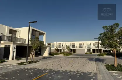 Villa - 3 Bedrooms - 3 Bathrooms for rent in Aura Gardens - Tilal Al Ghaf - Dubai Villa - 3 Bedrooms - 3 Bathrooms for rent in Aura Gardens - Tilal Al Ghaf - Dubai