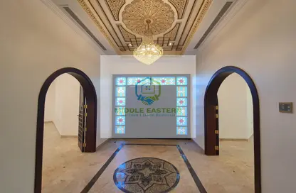 Hall / Corridor image for: Villa for rent in Al Mushrif - Abu Dhabi, Image 1