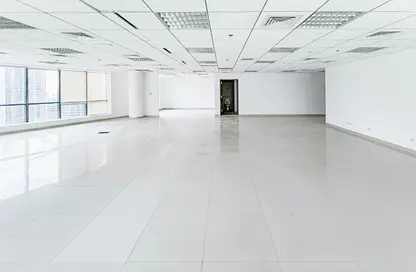 مكتب - استوديو للايجار في برج ريجال - الخليج التجاري - دبي