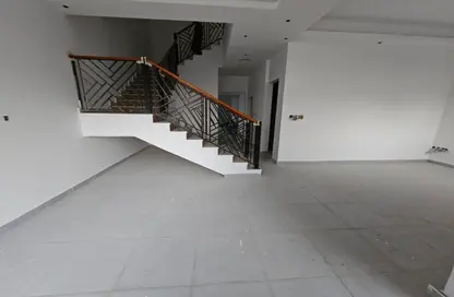 Villa - 5 Bedrooms - 7 Bathrooms for rent in Al Azra - Al Riqqa - Sharjah