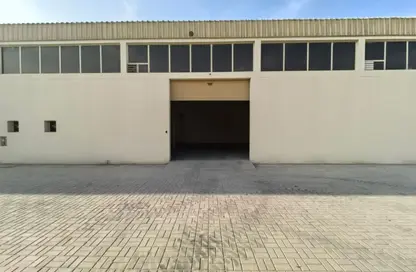 Warehouse - Studio - 1 Bathroom for rent in Dubai Investment Park 1 (DIP 1) - Dubai Investment Park (DIP) - Dubai