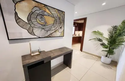 Apartment - 1 Bedroom - 2 Bathrooms for sale in Boulevard Point - Downtown Dubai - Dubai