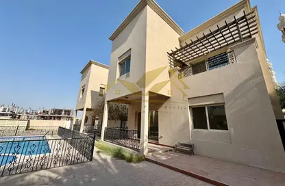 Villa - 4 Bedrooms - 6 Bathrooms for rent in Al Garhoud - Dubai