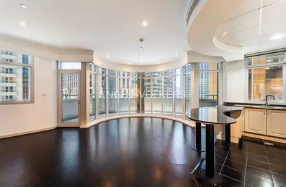 Apartment - 2 Bedrooms - 3 Bathrooms for rent in Marina Crown - Dubai Marina - Dubai