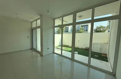 تاون هاوس - 3 غرف نوم - 3 حمامات للبيع في أكنان فيلاز - داماك هيلز 2 - دبي