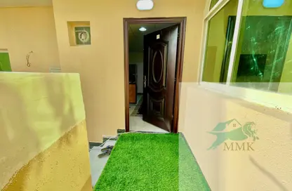 Apartment - Studio - 1 Bathroom for rent in Binal Jesrain - Between Two Bridges - Abu Dhabi