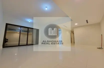 شقة - 2 غرف نوم - 2 حمامات للايجار في روضة أبو ظبي - أبوظبي