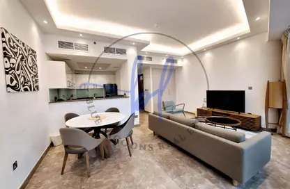 شقة - غرفة نوم - 2 حمامات للايجار في شقق أورا هاربور السكنية والفندقية - دبي مارينا - دبي