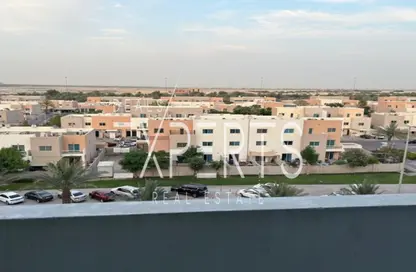 شقة - 3 غرف نوم - 4 حمامات للايجار في برج 20 - الريف داون تاون - مشروع الريف - أبوظبي