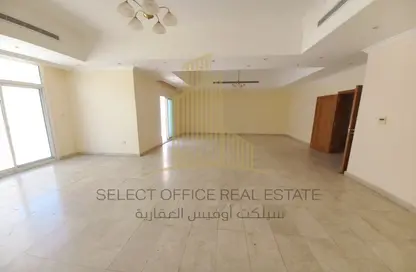 Empty Room image for: Villa - 6 Bedrooms - 7 Bathrooms for rent in Al Nahyan - Abu Dhabi, Image 1