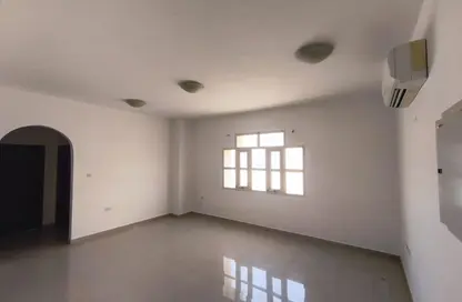 Apartment - 2 Bedrooms - 2 Bathrooms for rent in Al Hili - Al Ain