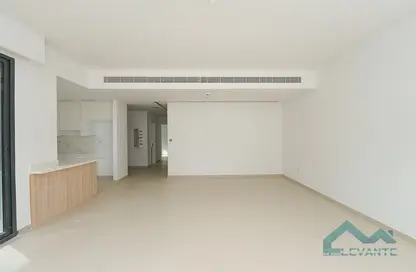 Empty Room image for: Villa - 4 Bedrooms - 4 Bathrooms for rent in Cherrywoods - Dubai Land - Dubai, Image 1
