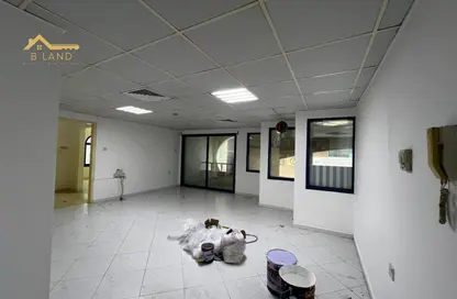 Apartment - 1 Bedroom - 2 Bathrooms for rent in Al Khan Lagoon - Al Khan - Sharjah