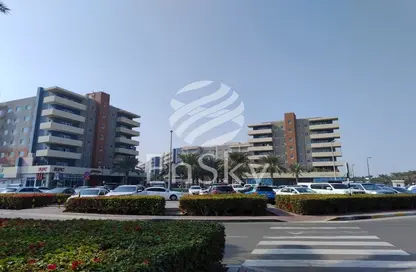 Apartment - 3 Bedrooms - 4 Bathrooms for rent in Tower 1 - Al Reef Downtown - Al Reef - Abu Dhabi