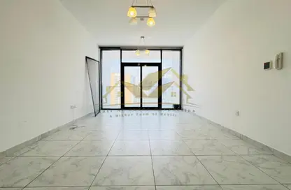 شقة - 2 غرف نوم - 3 حمامات للايجار في الممزر - ديرة - دبي