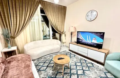 شقة - غرفة نوم - 2 حمامات للايجار في برج الشاهد - القصباء - الشارقة
