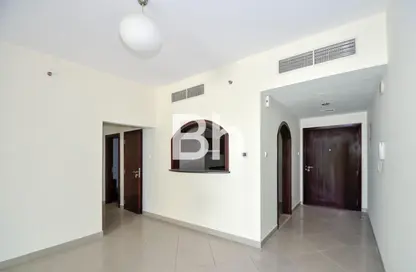 شقة - 2 غرف نوم - 4 حمامات للايجار في برج أيكون 1 - (JLT) مجمع M - أبراج بحيرة الجميرا - دبي
