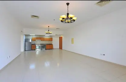 Apartment - 1 Bedroom - 2 Bathrooms for rent in Maple 1 - Emirates Gardens 2 - Jumeirah Village Circle - Dubai