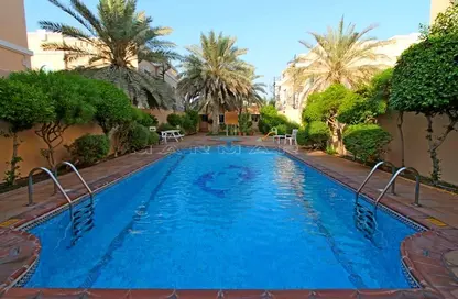 Pool image for: Villa - 4 Bedrooms - 4 Bathrooms for rent in Umm Suqeim 2 Villas - Umm Suqeim 2 - Umm Suqeim - Dubai, Image 1