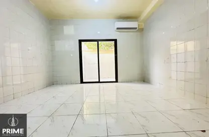 Apartment - Studio - 1 Bathroom for rent in Al Khalidiya - Abu Dhabi