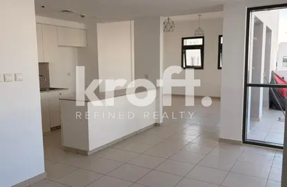 شقة - 3 غرف نوم - 3 حمامات للبيع في 2A شقق زهرا - زهرة أبارتمنتس 2 - شقق زهرا - تاون سكوير - دبي