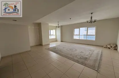 Apartment - 3 Bedrooms - 5 Bathrooms for rent in Al Khan Corniche - Al Khan - Sharjah