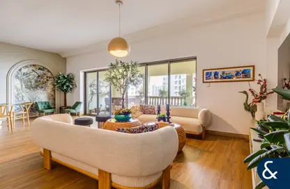 Apartment - 3 Bedrooms - 4 Bathrooms for sale in Golden Mile 1 - Golden Mile - Palm Jumeirah - Dubai