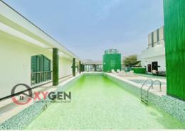 صورةحوض سباحة لـ: شقة - 3 غرف نوم - 4 حمامات للكراء في المركزية - أبوظبي, صورة 1