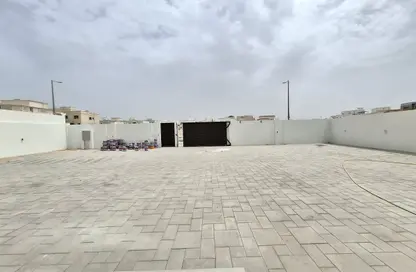 Villa - 5 Bedrooms - 6 Bathrooms for rent in Madinat Al Riyad - Abu Dhabi