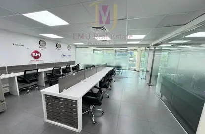 Office Space - Studio - 1 Bathroom for rent in The Binary Tower - Business Bay - Dubai
