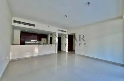 Empty Room image for: Apartment - 2 Bedrooms - 3 Bathrooms for rent in Mulberry - Park Heights - Dubai Hills Estate - Dubai, Image 1