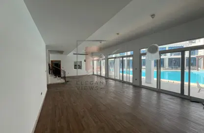 Villa - 4 Bedrooms - 5 Bathrooms for rent in Palma Residences - Palm Jumeirah - Dubai
